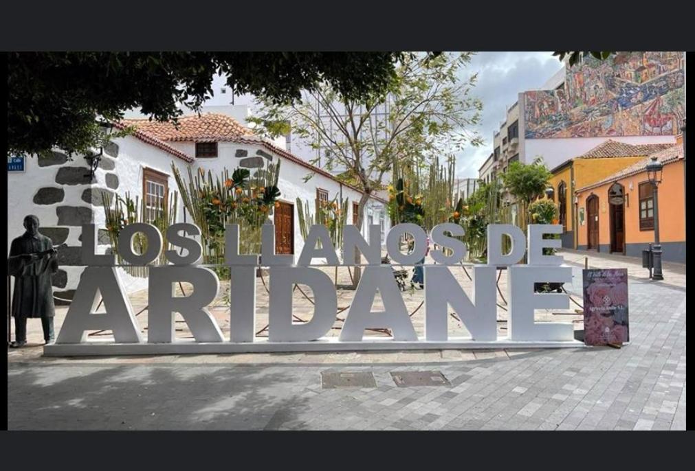 Villa La Ponderosa Los Llanos De Aridane Exterior foto